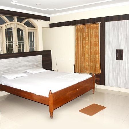 Hotel Trinath Nayagarh Luaran gambar