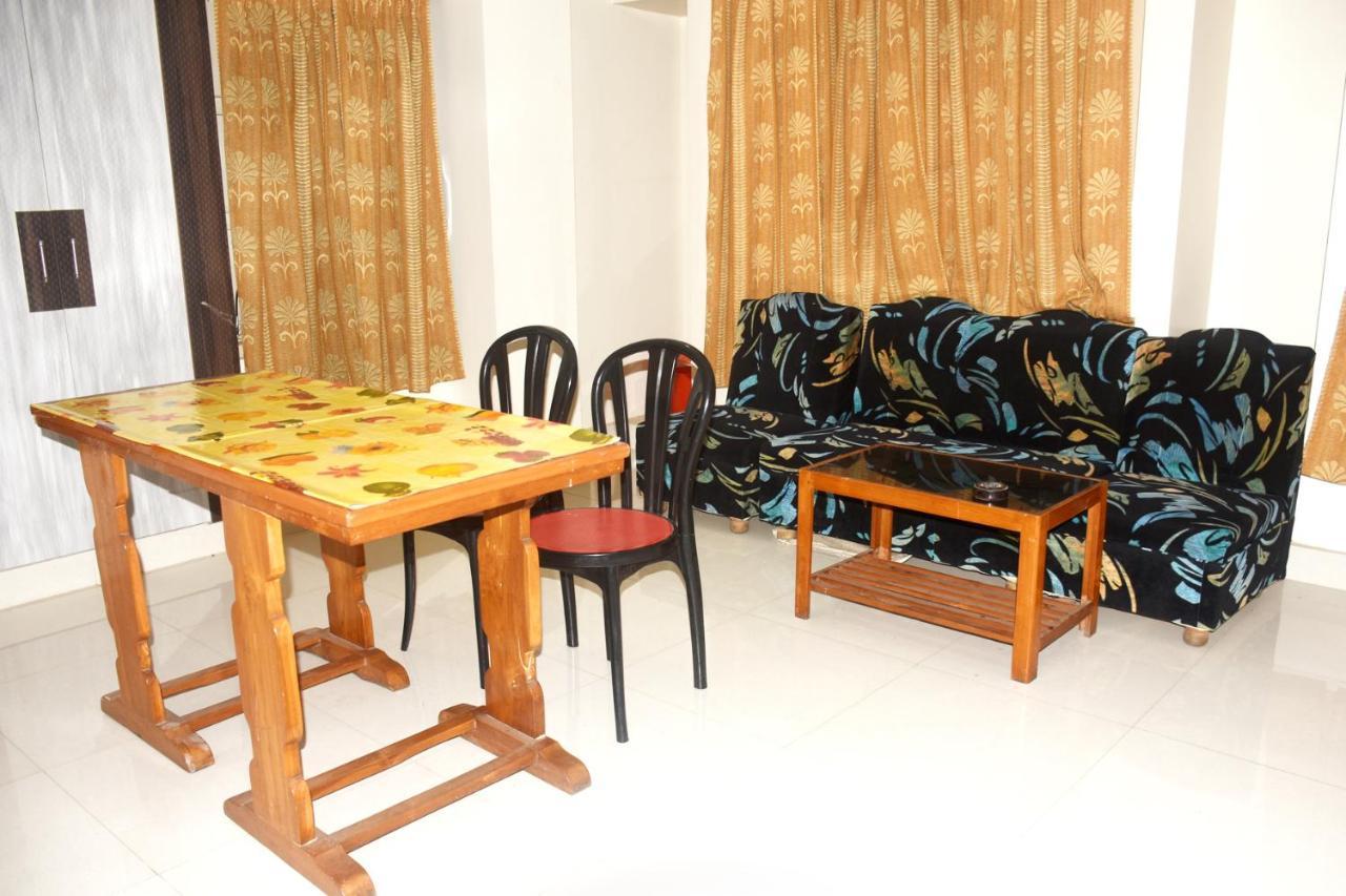 Hotel Trinath Nayagarh Luaran gambar